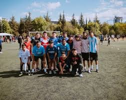 在鲁本·阿莫里姆征战英超期间，只有安格·波斯特科格鲁的输球场次比他更多——阿莫里姆输掉19场，而波斯特科格鲁输掉21场。 来源：utdreport