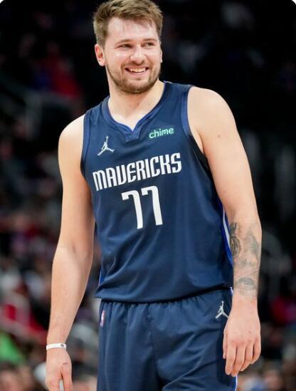 在比赛第6 在比赛第6